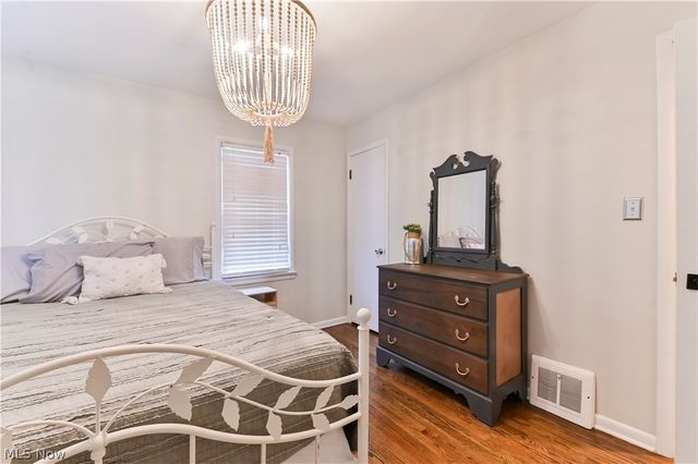 5317 Karen Isle Drive, Willoughby, OH 44094