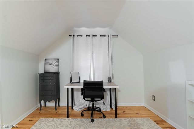 5317 Karen Isle Drive, Willoughby, OH 44094