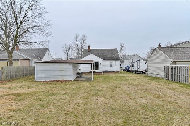 5317 Karen Isle Drive, Willoughby, OH 44094