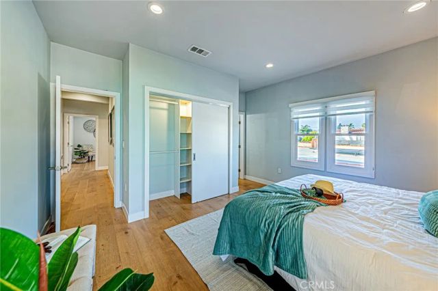 1226 Meadowbrook Avenue, Los Angeles, CA 90019