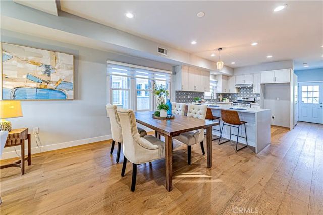 1226 Meadowbrook Avenue, Los Angeles, CA 90019