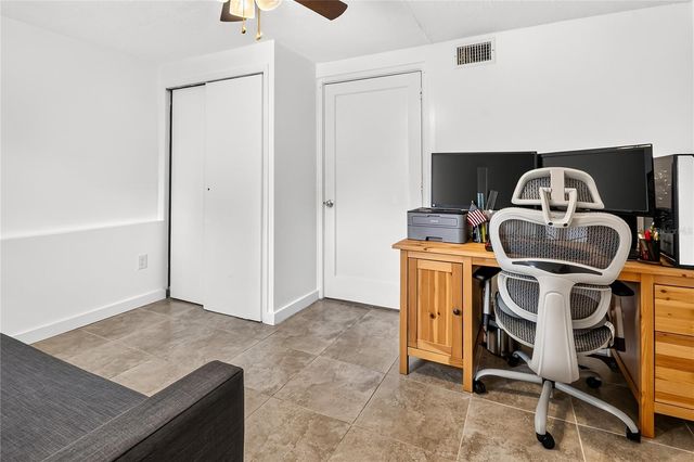 2151 44TH AVENUE N, St Petersburg, FL 33714