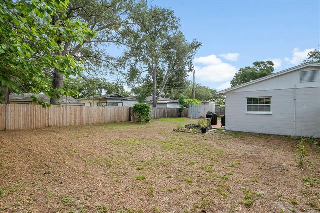 2151 44TH AVENUE N, St Petersburg, FL 33714