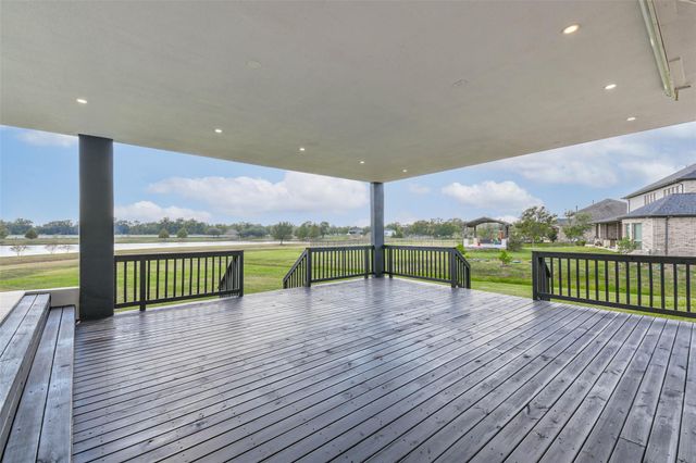 703 Leaning Oak Trail, Richmond, TX 77406