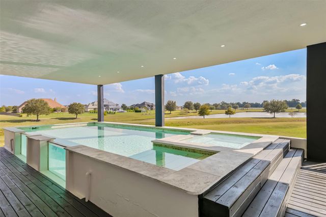 703 Leaning Oak Trail, Richmond, TX 77406