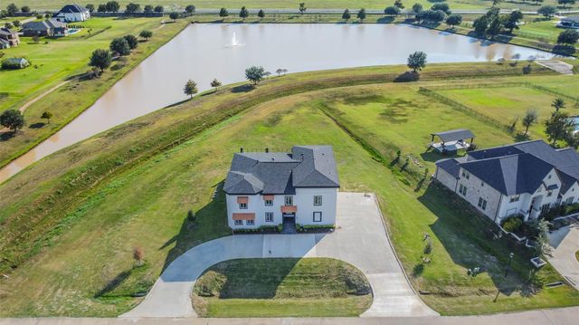 703 Leaning Oak Trail, Richmond, TX 77406
