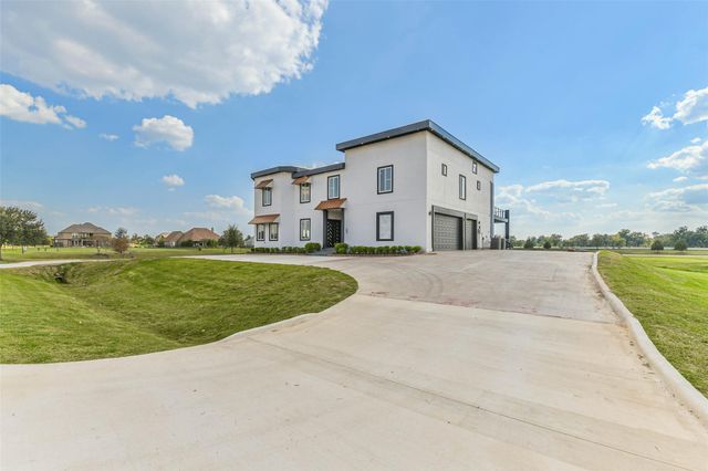 703 Leaning Oak Trail, Richmond, TX 77406