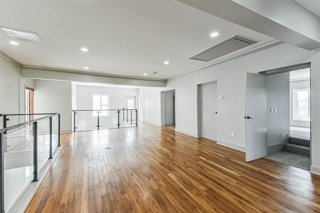 703 Leaning Oak Trail, Richmond, TX 77406