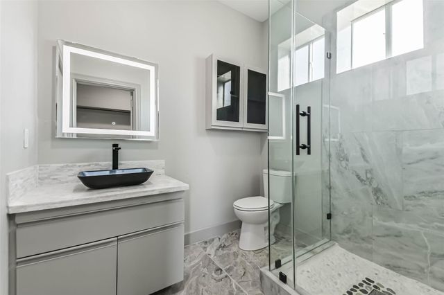 703 Leaning Oak Trail, Richmond, TX 77406