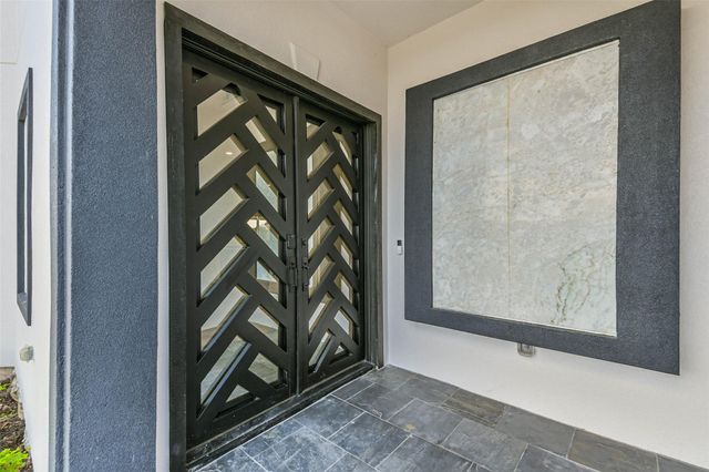 703 Leaning Oak Trail, Richmond, TX 77406