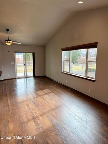 843 W Woodlawn DR, Hayden, ID 83835