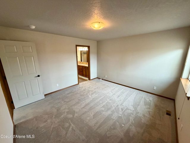 843 W Woodlawn DR, Hayden, ID 83835