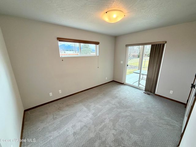 843 W Woodlawn DR, Hayden, ID 83835