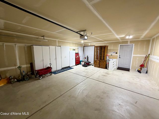 843 W Woodlawn DR, Hayden, ID 83835