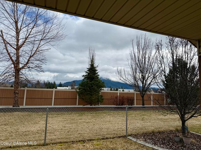 843 W Woodlawn DR, Hayden, ID 83835