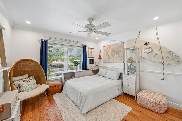 4911 NE 25TH Avenue, Lighthouse Point, FL 33064
