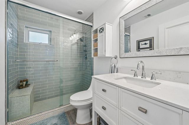 4911 NE 25TH Avenue, Lighthouse Point, FL 33064