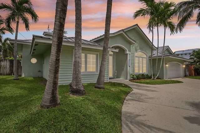4911 NE 25TH Avenue, Lighthouse Point, FL 33064