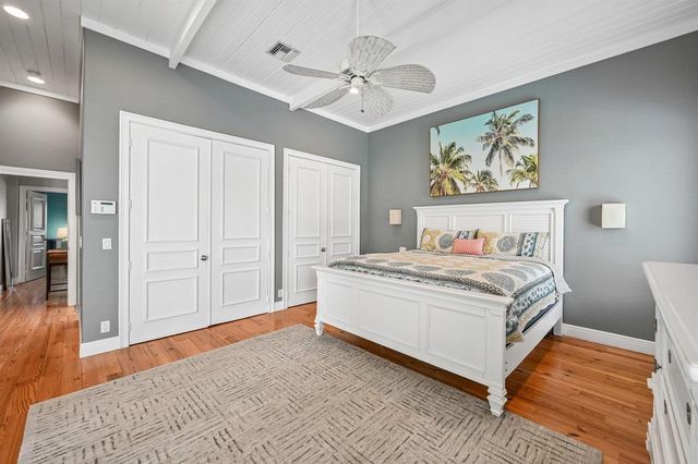 4911 NE 25TH Avenue, Lighthouse Point, FL 33064