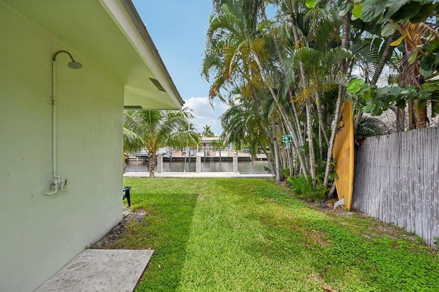 4911 NE 25TH Avenue, Lighthouse Point, FL 33064