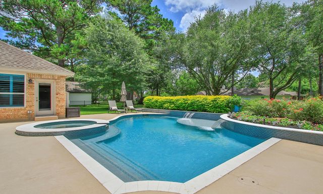 17723 White Oak Hill, Cypress, TX 77429