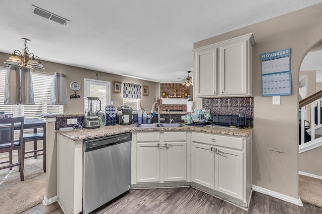 424 Heritage Drive, Crowley, TX 76036