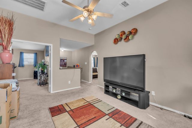 424 Heritage Drive, Crowley, TX 76036