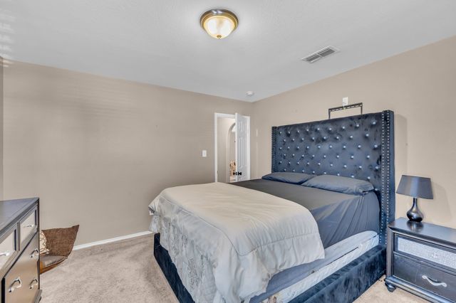 424 Heritage Drive, Crowley, TX 76036