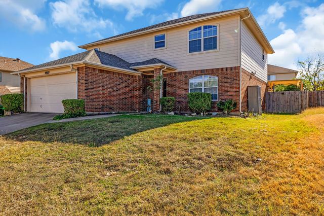 424 Heritage Drive, Crowley, TX 76036
