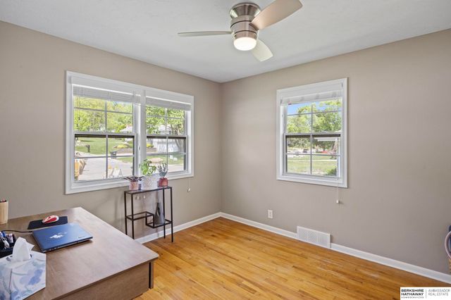 3609 Armbrust Drive, Omaha, NE 68124