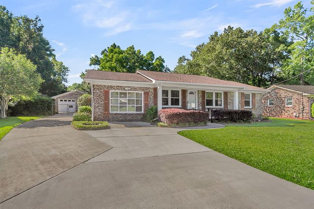 123 Wessex Drive, Goose Creek, SC 29445