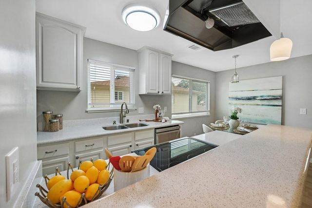 32608 Brenda Way 4, Union City, CA 94587