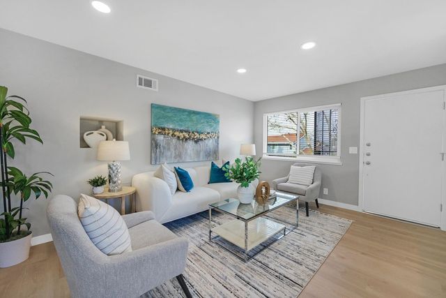 32608 Brenda Way 4, Union City, CA 94587