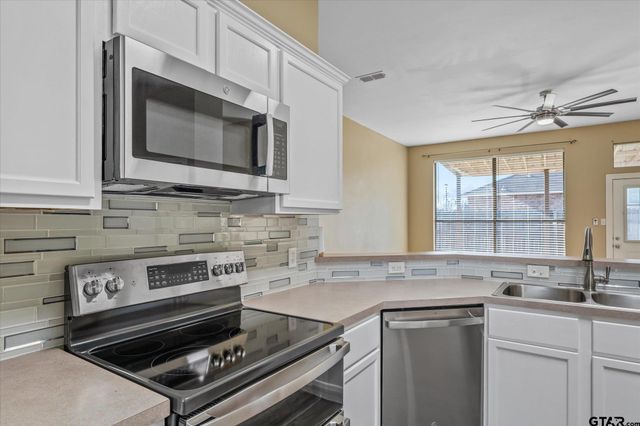 1203 Candice Ct., Whitehouse, TX 75791