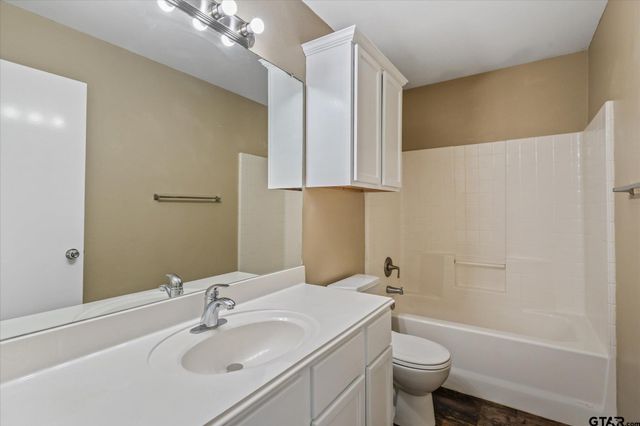 1203 Candice Ct., Whitehouse, TX 75791