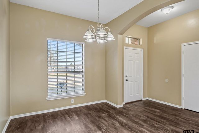 1203 Candice Ct., Whitehouse, TX 75791