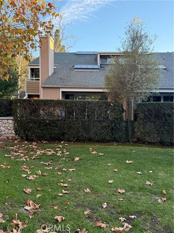 23551 Avenida La Caza, Laguna Hills, CA 92679