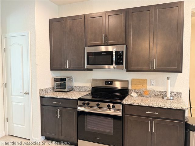 6902 Cecilia Avenue, Sebring, FL 33872