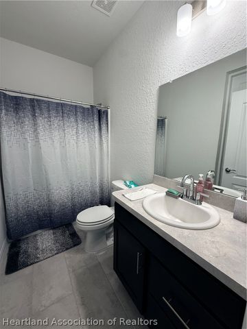 6902 Cecilia Avenue, Sebring, FL 33872