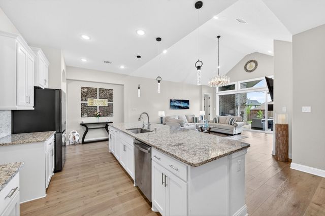 8124 Pecan Oak Lane, Mckinney, TX 75071