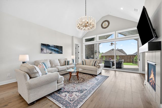8124 Pecan Oak Lane, Mckinney, TX 75071