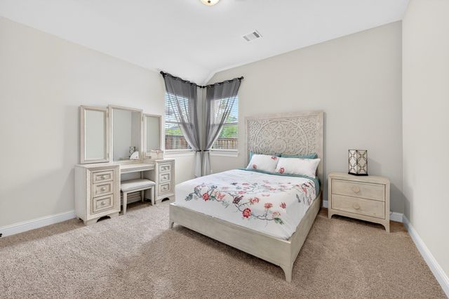 8124 Pecan Oak Lane, Mckinney, TX 75071