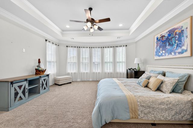 8124 Pecan Oak Lane, Mckinney, TX 75071