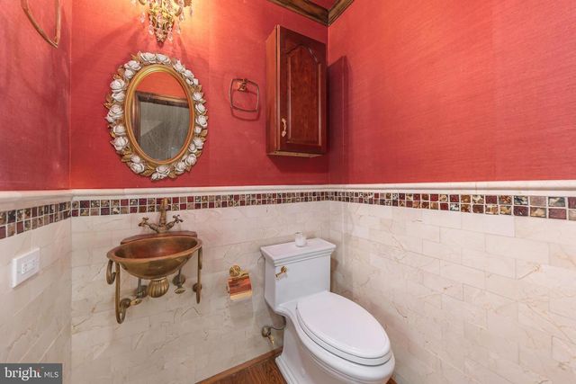 27 EASTWOOD DR, Voorhees, NJ 08043