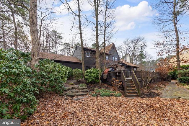 27 EASTWOOD DR, Voorhees, NJ 08043