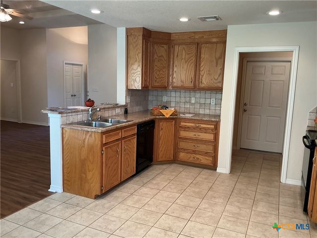 5209 Foxhill Road, Temple, TX 76502