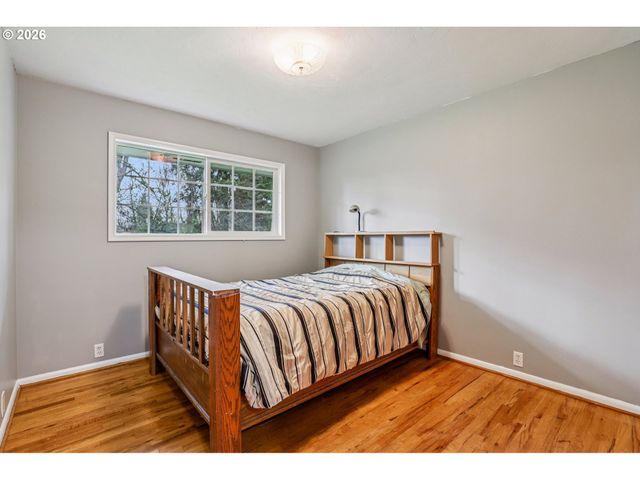 155 SUNSET Blvd, St Helens, OR 97051