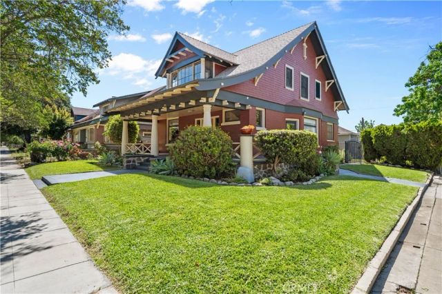 310 E Kingsley Avenue, Pomona, CA 91767