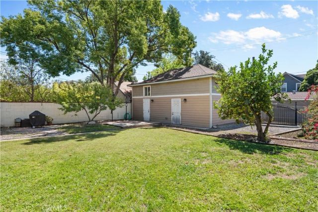 310 E Kingsley Avenue, Pomona, CA 91767