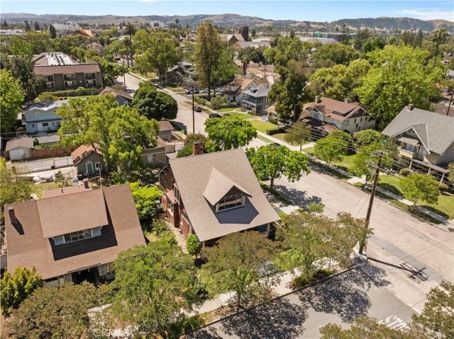 310 E Kingsley Avenue, Pomona, CA 91767